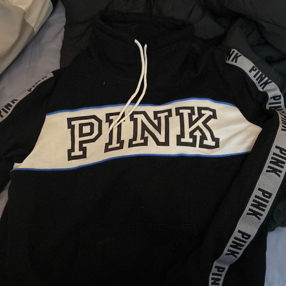 Like new Pink sweatshirt